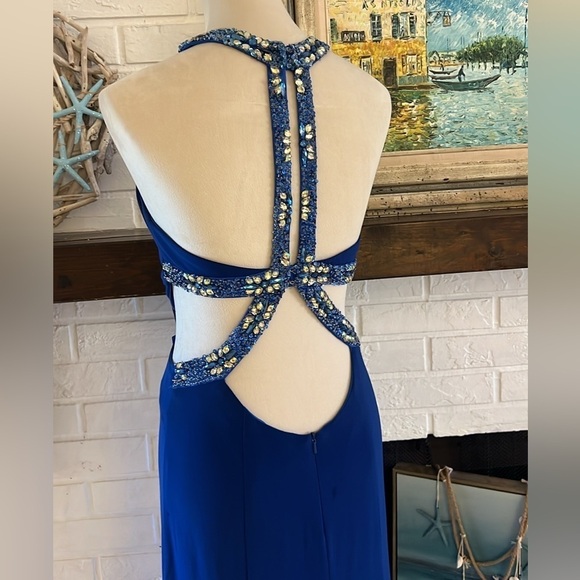 Faviana,Stunning Royal Cobalt,Rhinestone Strapped-Back Formal Gown/Dress, Size 6 - Picture 11 of 16